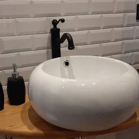 Bilocale Luminoso Nel Cuore Della Citta * 都灵